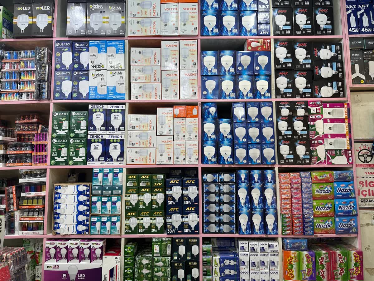 LED ampul ve aydınlatma